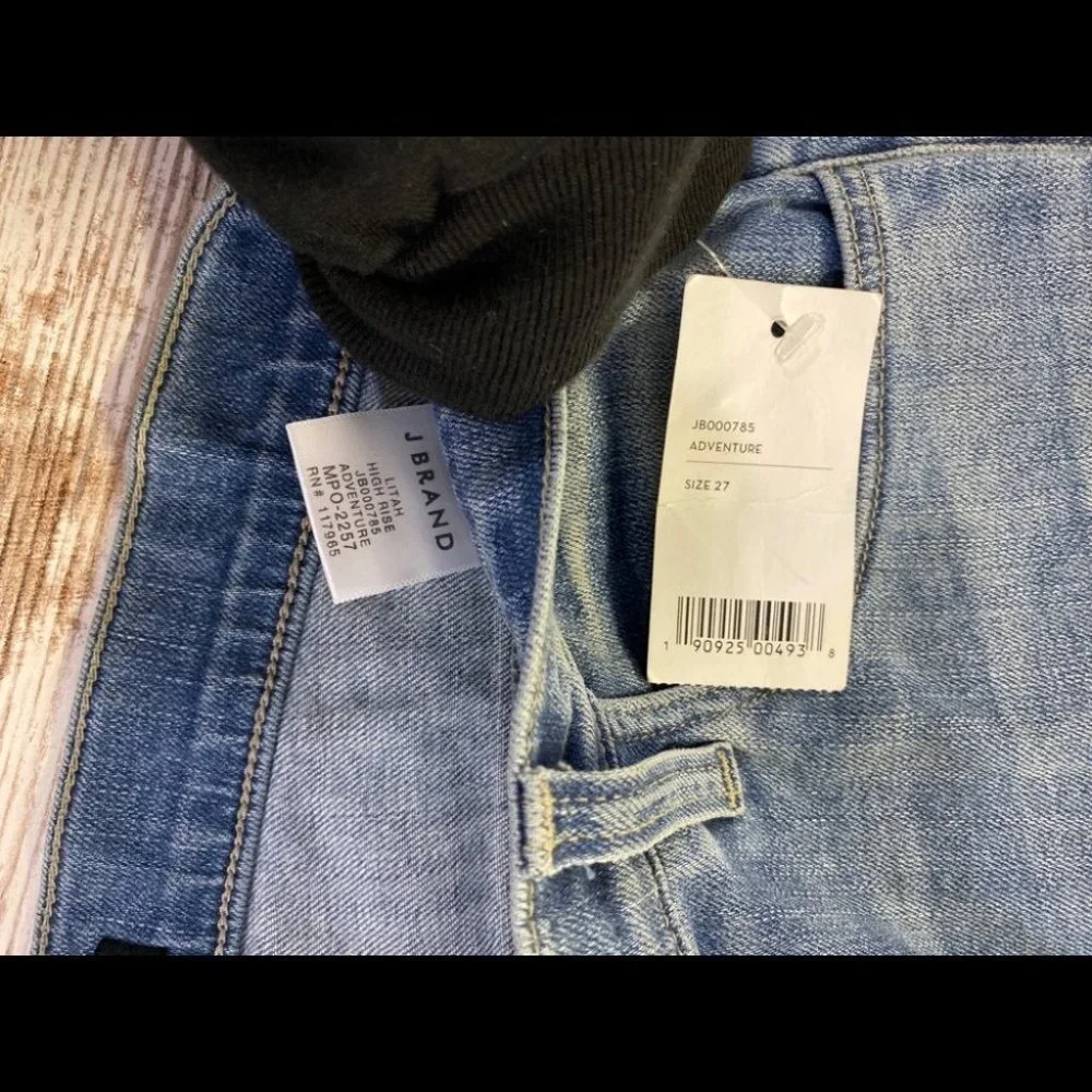 NWT J. Brand Litah Adventure High Rise Jeans - Picture 4 of 8